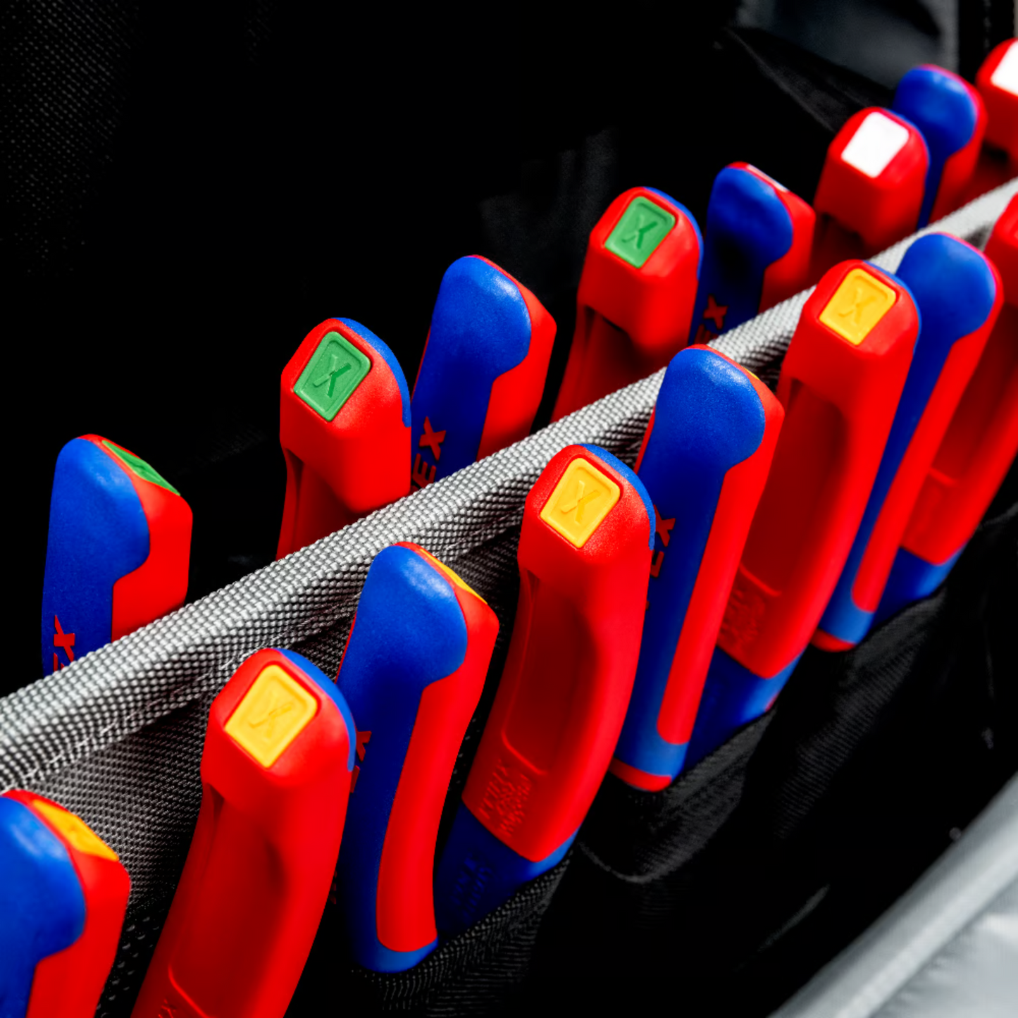 KNIPEX 00 61 10 CG Kit de clips clasificados por colores verdes (10 piezas)