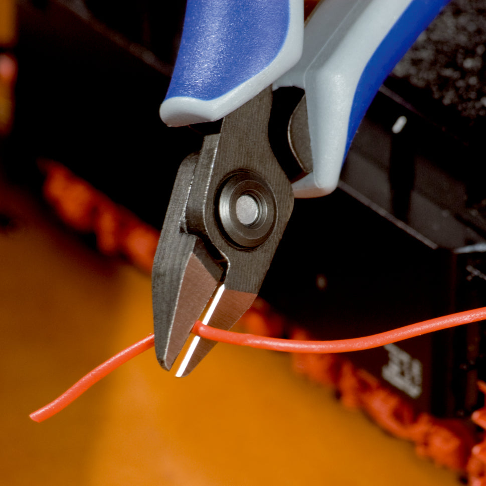 KNIPEX 79 32 125 SB Pinzas de precisión de corte diagonal para electrónica Con fundas en dos componentes bruñido 125 mm