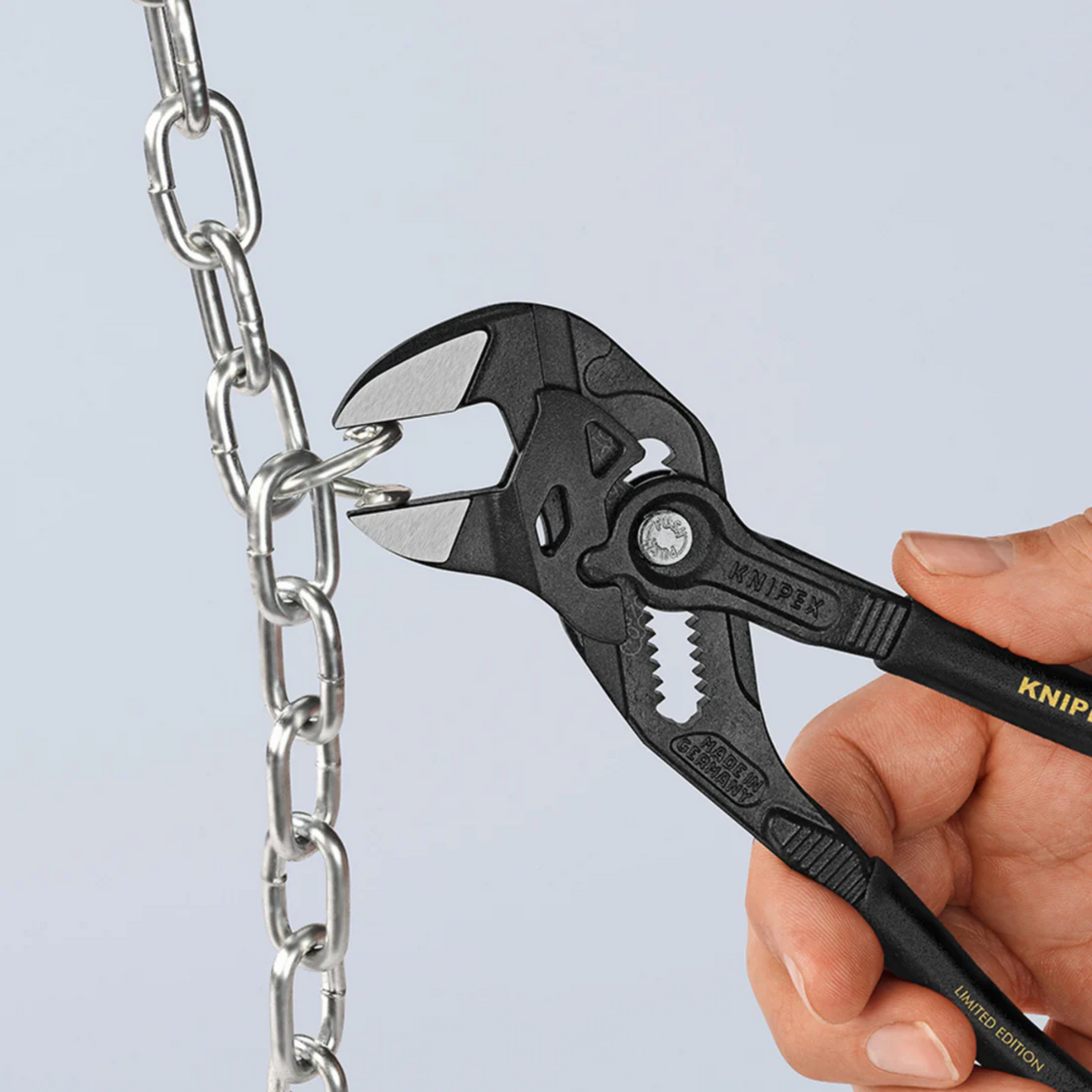 KNIPEX 86 01 180 XMAS Pinza de extensión y llave en una sola herramienta 180 mm (7 1/4″) XMAS 2023 - Edición limitada
