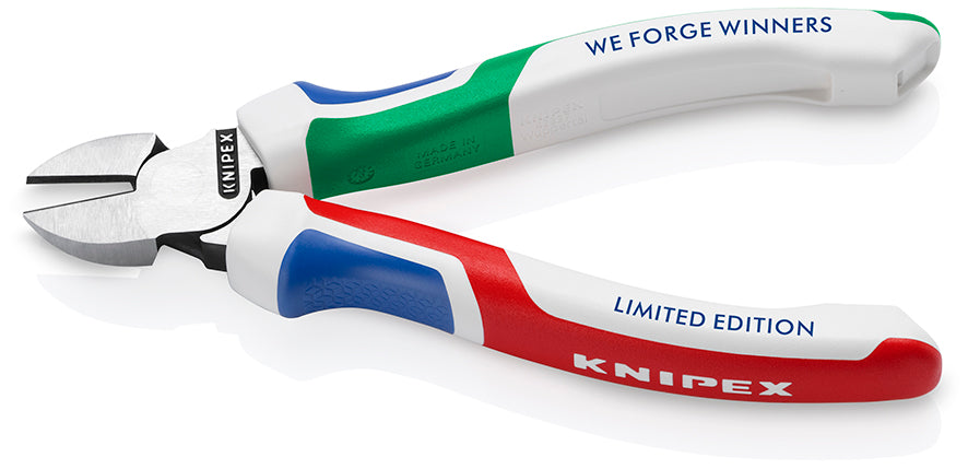 KNIPEX 70 02 160 S8 Pinzas de corte diagonal WE FORGE WINNERS con mangos ergonómicos pavonada 160 mm (6.25'') - Edición limitada 2026