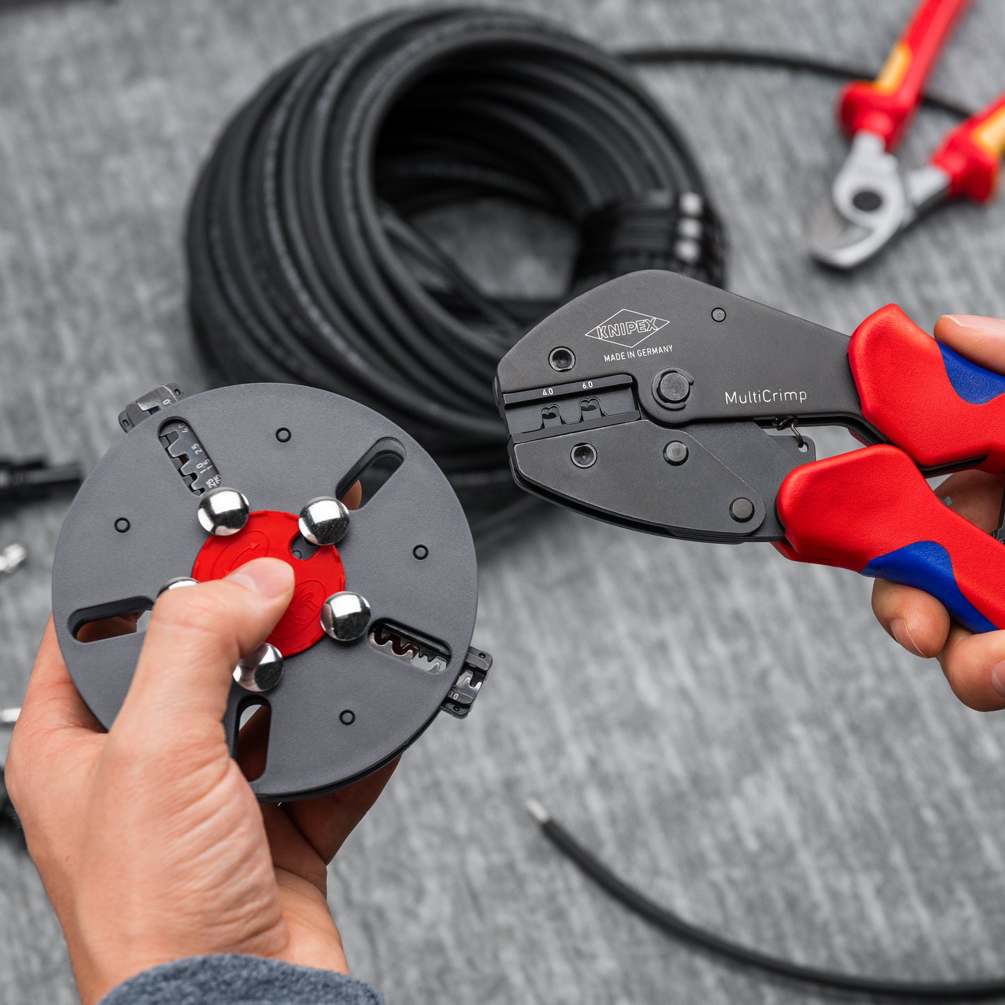 KNIPEX 97 33 03 MultiCrimp® Crimpadora con cargador de mordazas  250 mm