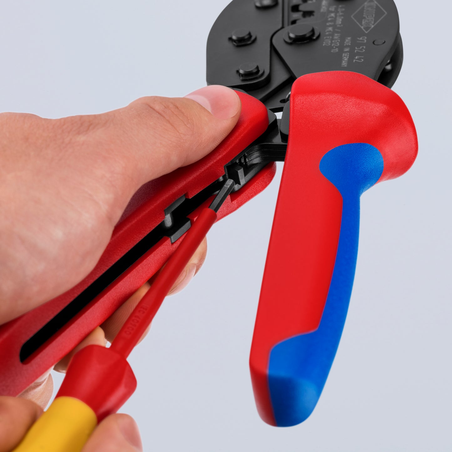 KNIPEX 97 52 42 SB PreciForce® Pinza para crimpar terminales para conectores MC4/MC4 EVO 2 220 mm
