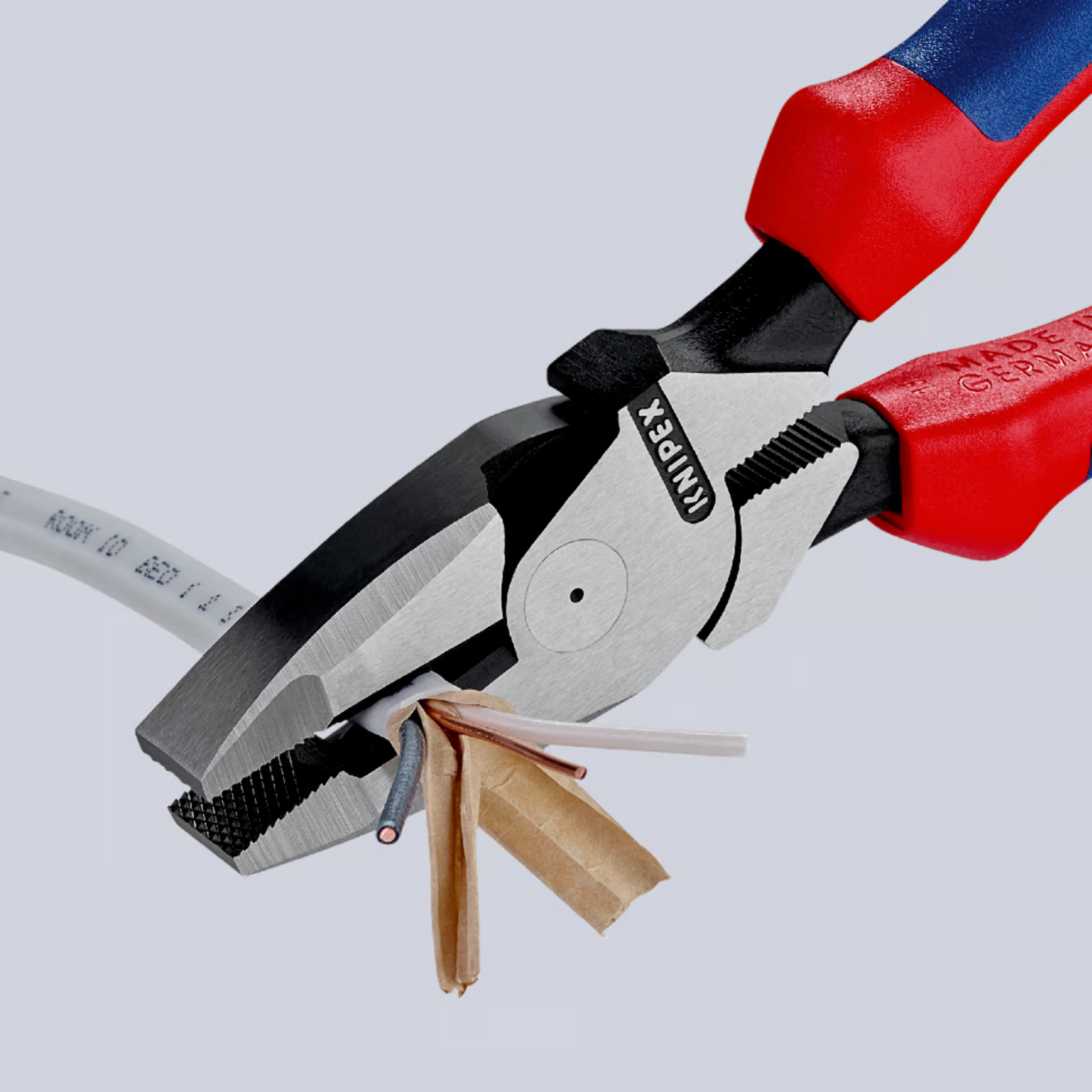 KNIPEX 09 02 240 Pinza de electricista modelo americano con mangos ergonómicos pavonada 240 mm (9.5″)