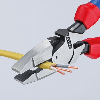 KNIPEX 09 02 240 Pinza de electricista modelo americano con mangos ergonómicos pavonada 240 mm (9.5″)