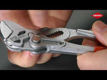 Cargar y reproducir el video en el visor de la galería, KNIPEX 86 05 150 SB Tenaza llave Pinza y llave en una sola herramienta Con fundas en dos componentes cromado 150 mm
